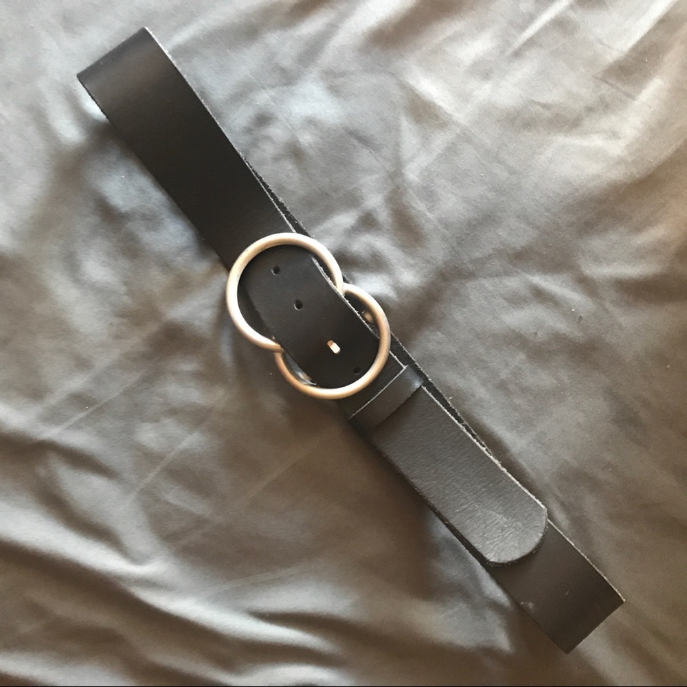 Urban Outfitters Double Ring Belt